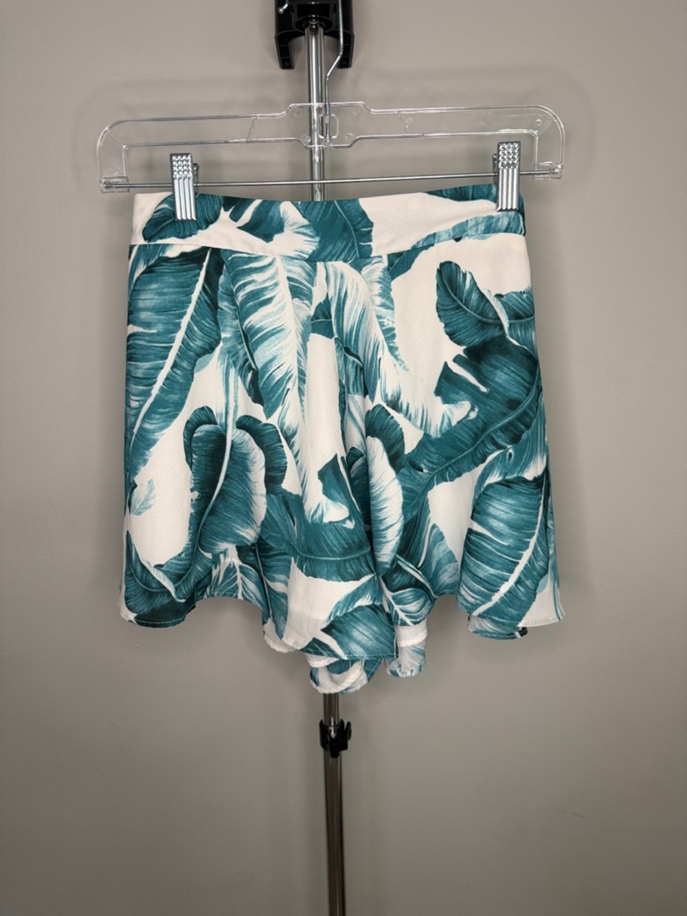 Adrienne Teal Tropical Leaf Skort on Cream